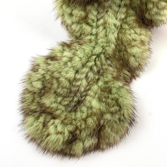 90's Parisian couture designer green mink scarf - Picture 5 of 15